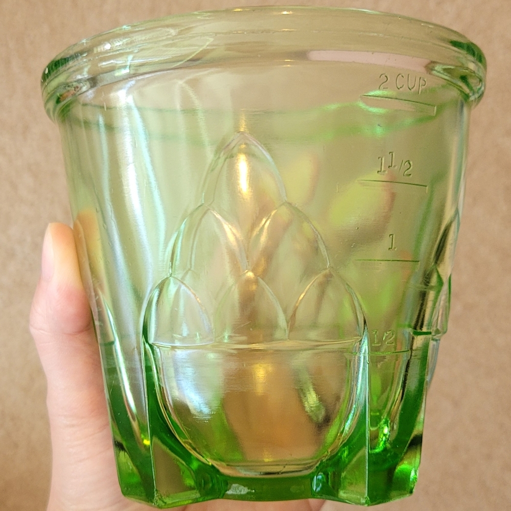Vintage Uranium Glass | 2-Cup Measuring Cup